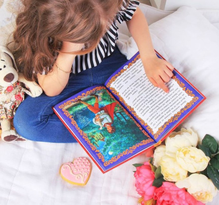 Книга детская в твёрдом переплёте «Волшебные сказки», 128 стр.