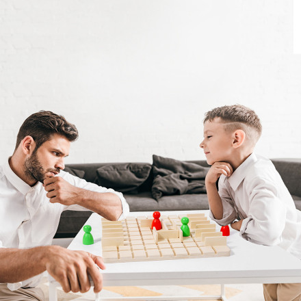 Деревянная настольная игра «Лабиринт со стенками» (аналог Quoridor)