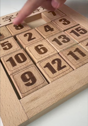 Деревянная головоломка «Пятнашки»