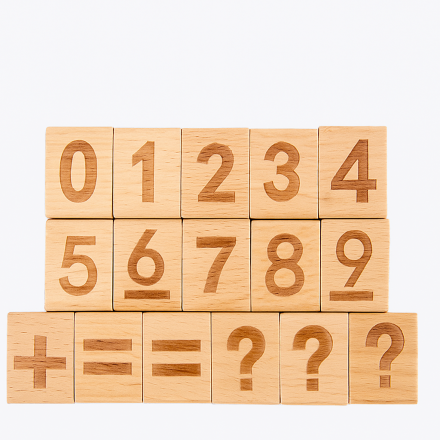 Деревянная обучающая игрушка «Математические действия»