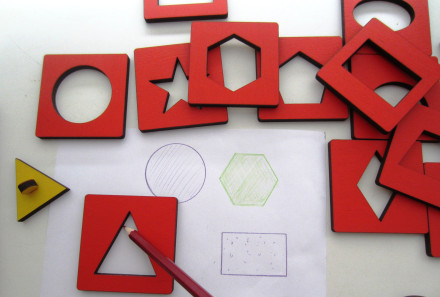 Рамки-вкладыши М.Монтессори "Трафареты"