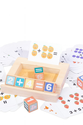 Обучающая игра «Математический набор с карточками и кубиками» 