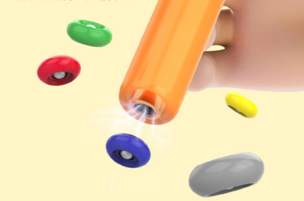 Мини-игра с магнитными бусинами для детей