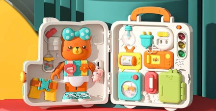 Многофункциональный бизиборд "Чемоданчик".